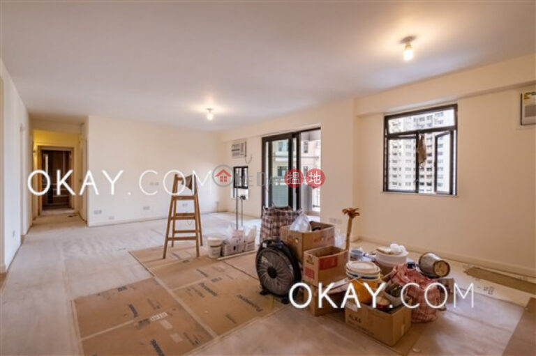 Popular 3 bedroom with parking | Rental