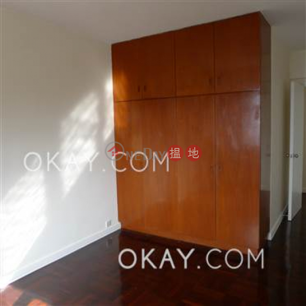 Efficient 4 bedroom with balcony & parking | Rental