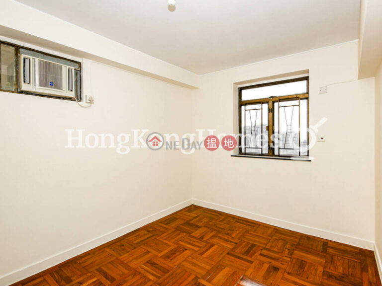 3 Bedroom Family Unit at Pokfulam Gardens  Block 3 | For Sale