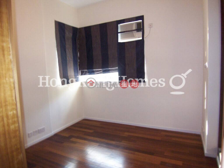3 Bedroom Family Unit for Rent at 1-3 Crown Terrace