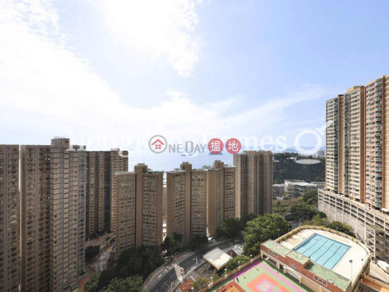 4 Bedroom Luxury Unit at Block 19-24 Baguio Villa | For Sale