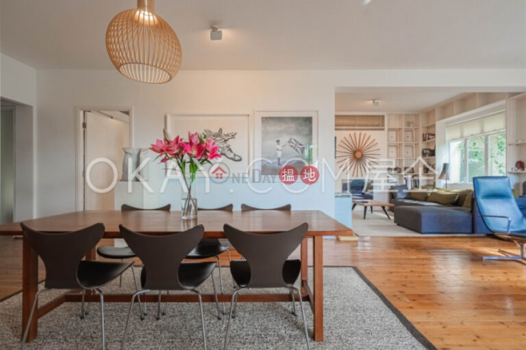 Beautiful 3 bedroom with balcony & parking | For Sale