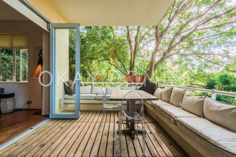 Beautiful 3 bedroom with balcony & parking | Rental