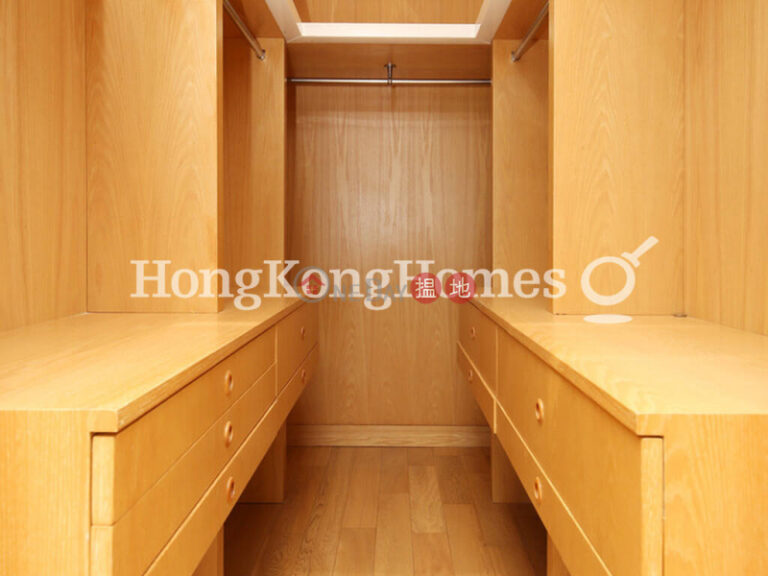 4 Bedroom Luxury Unit at Block 41-44 Baguio Villa | For Sale