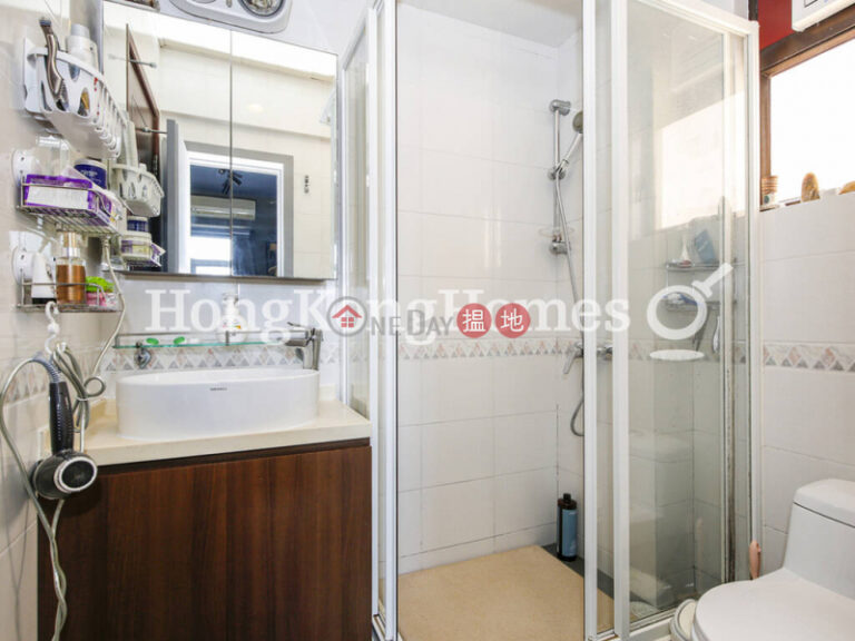 3 Bedroom Family Unit at Y. Y. Mansions block A-D | For Sale