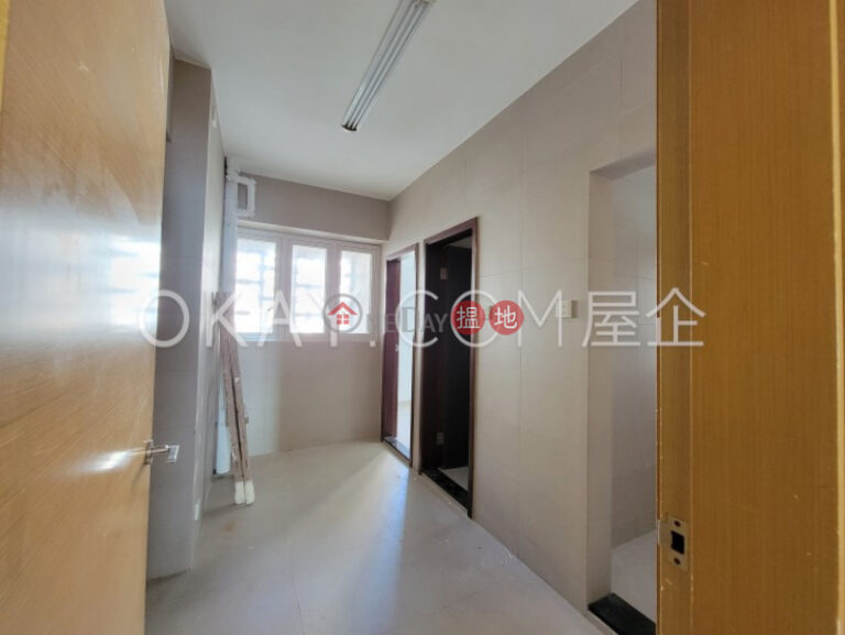 Efficient 4 bed on high floor with sea views & balcony | Rental