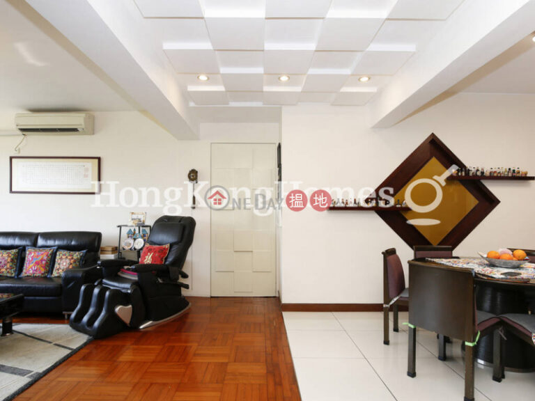 3 Bedroom Family Unit at Y. Y. Mansions block A-D | For Sale