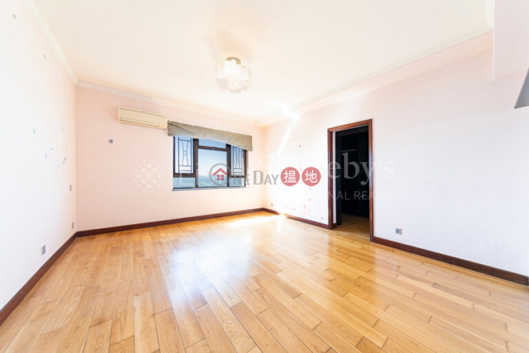 Property for Rent at Block 28-31 Baguio Villa with 4 Bedrooms