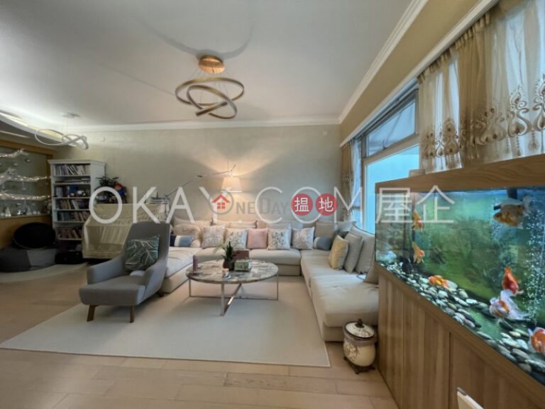 Luxurious 4 bed on high floor with balcony & parking | For Sale