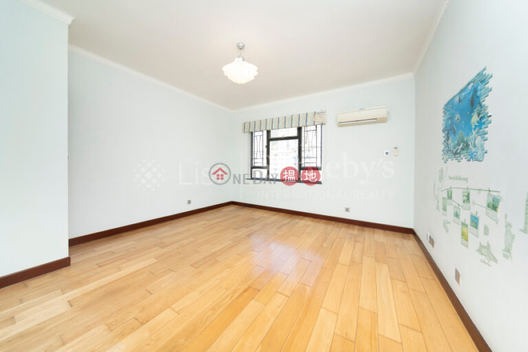 Property for Rent at Block 28-31 Baguio Villa with 4 Bedrooms