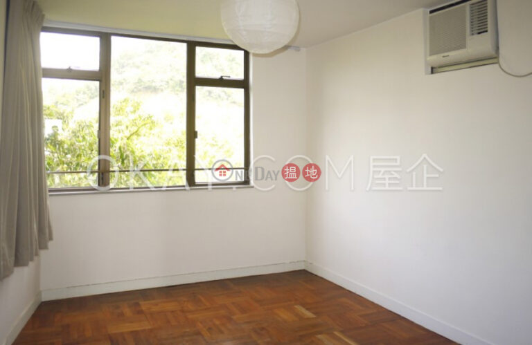 Charming 3 bedroom with balcony & parking | Rental