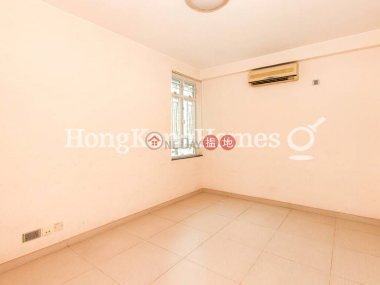 2 Bedroom Unit at Block 25-27 Baguio Villa | For Sale