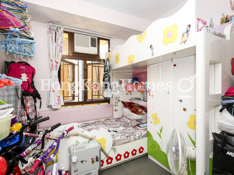 3 Bedroom Family Unit at Pokfulam Gardens | For Sale