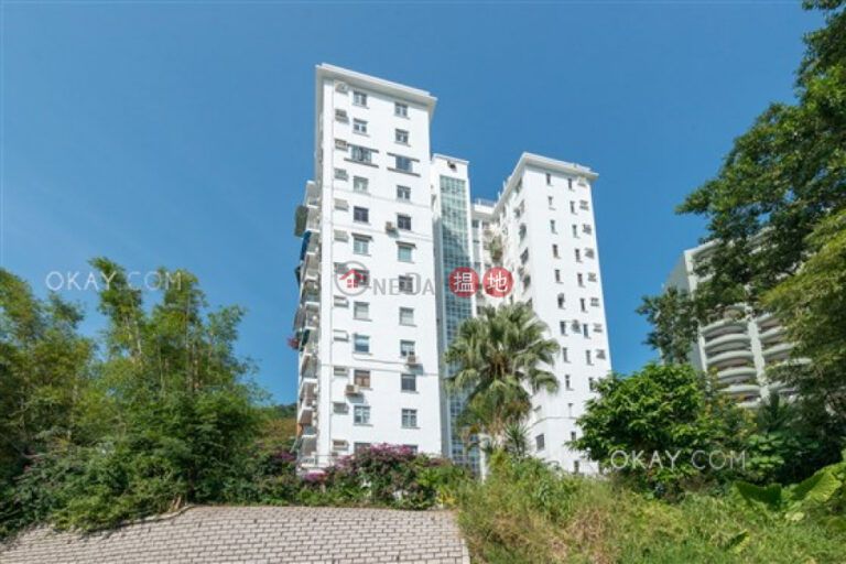 Rare 3 bedroom with balcony & parking | Rental