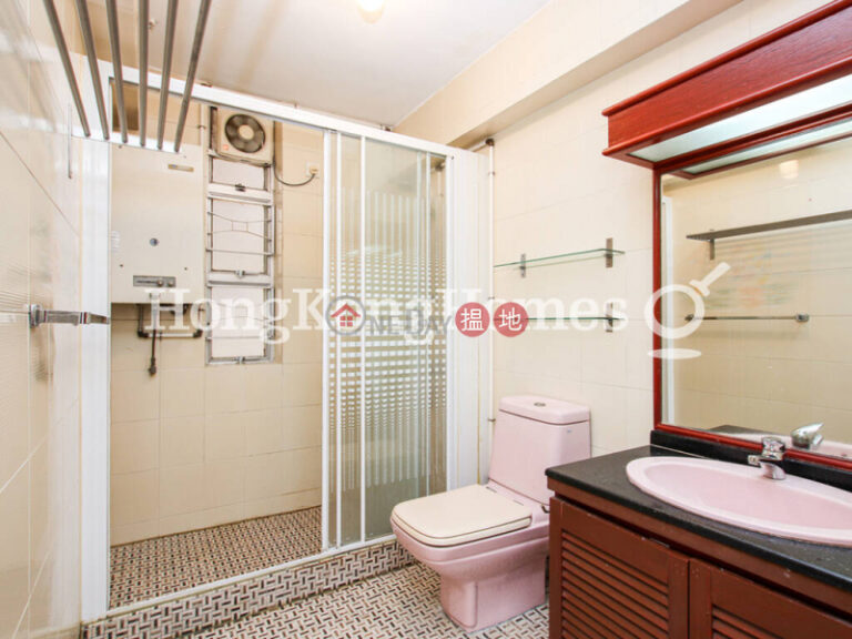 2 Bedroom Unit at Block 25-27 Baguio Villa | For Sale