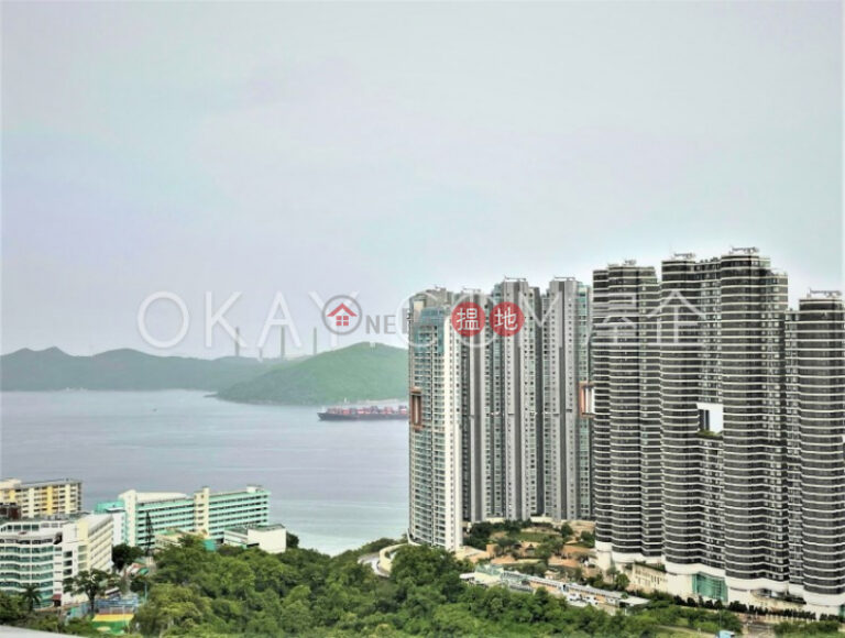 Popular 2 bedroom with parking | Rental