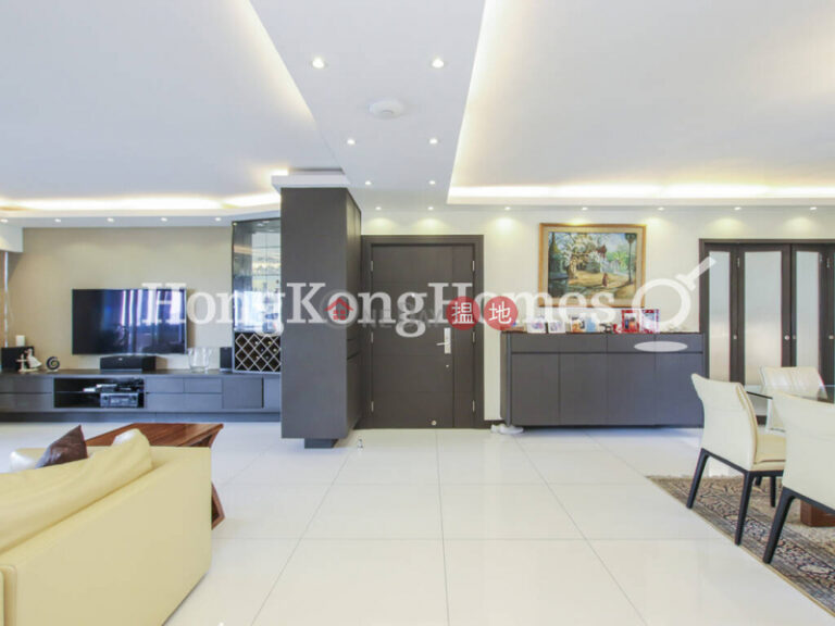 4 Bedroom Luxury Unit at Block 45-48 Baguio Villa | For Sale