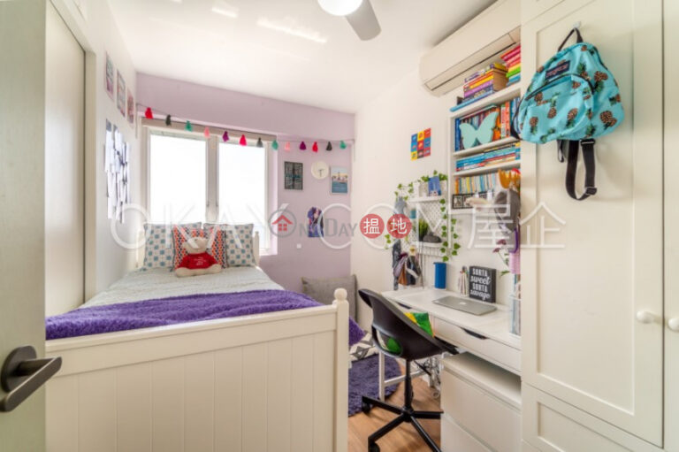 Efficient 4 bedroom with sea views, balcony | For Sale