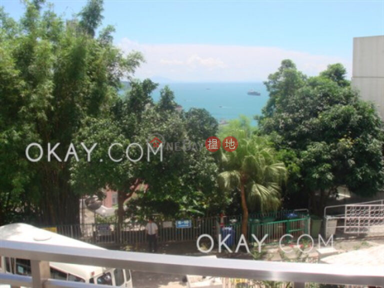 Efficient 3 bedroom with sea views, balcony | Rental