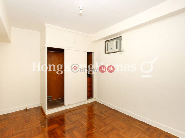 3 Bedroom Family Unit at Pokfulam Gardens  Block 3 | For Sale