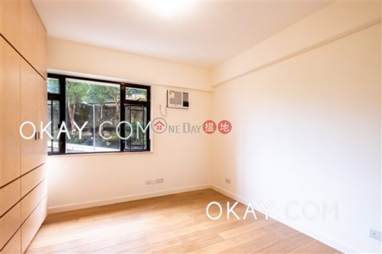 Popular 3 bedroom with parking | Rental