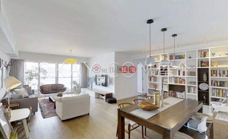 Efficient 3 bedroom with sea views, balcony | Rental