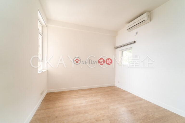 Luxurious 2 bed on high floor with balcony & parking | Rental