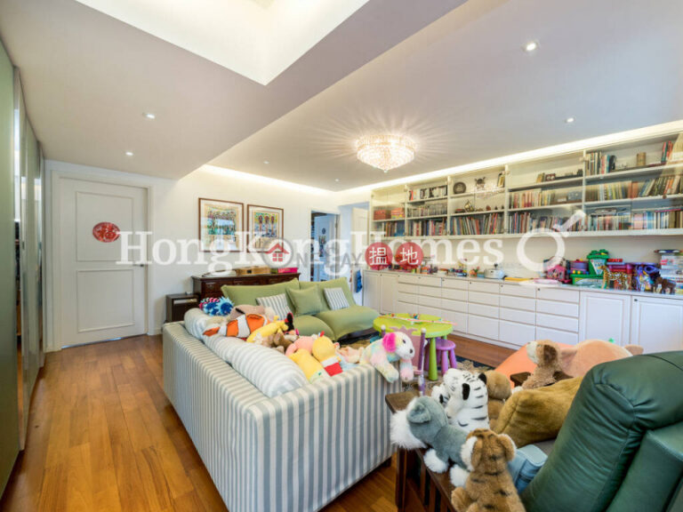 Expat Family Unit at Scenic Villas | For Sale