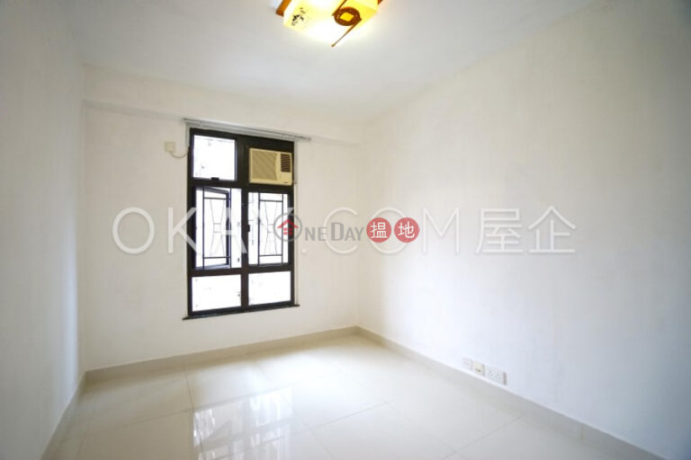 Efficient 3 bedroom with sea views & balcony | For Sale