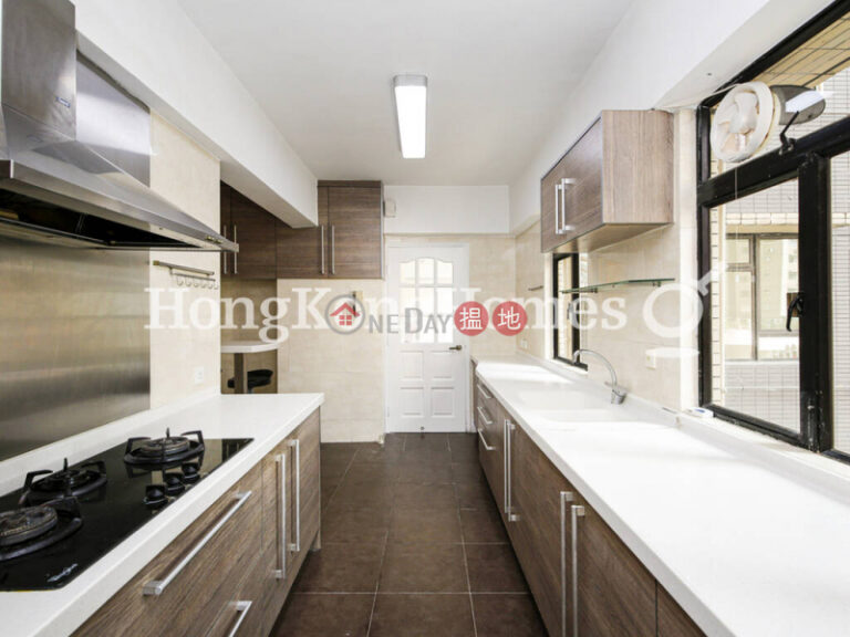 4 Bedroom Luxury Unit for Rent at Block 45-48 Baguio Villa