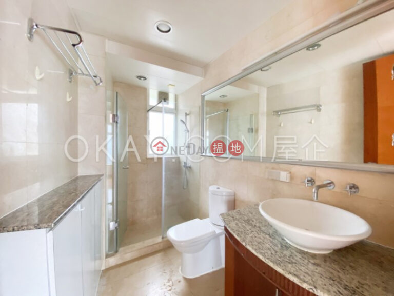 Stylish 3 bedroom with sea views, balcony | For Sale