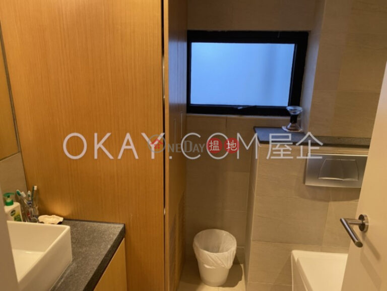 Popular 3 bedroom on high floor with rooftop & balcony | For Sale