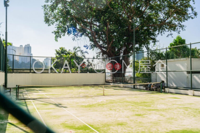 Unique 3 bedroom on high floor with balcony & parking | Rental