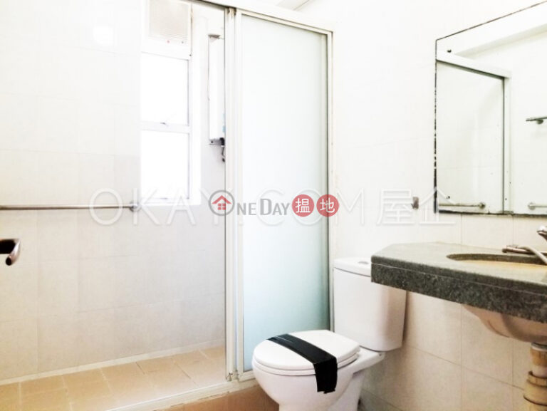 Efficient 2 bedroom with balcony & parking | For Sale