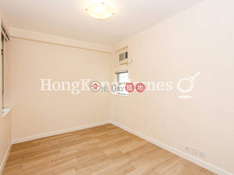 2 Bedroom Unit at Block 25-27 Baguio Villa | For Sale