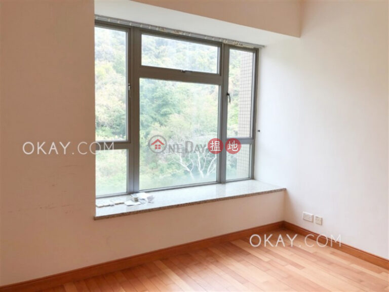 Lovely 4 bedroom with sea views, balcony | Rental