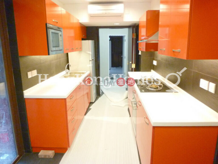 4 Bedroom Luxury Unit at Block 41-44 Baguio Villa | For Sale