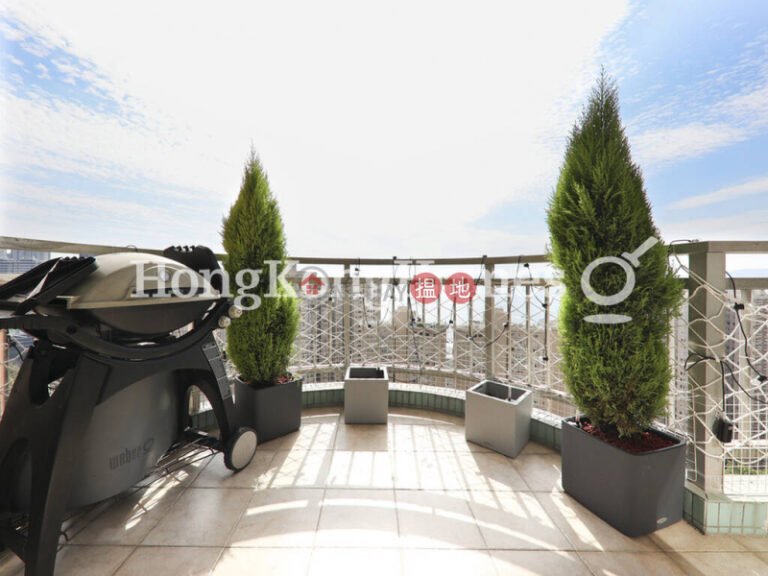 4 Bedroom Luxury Unit at Block 19-24 Baguio Villa | For Sale