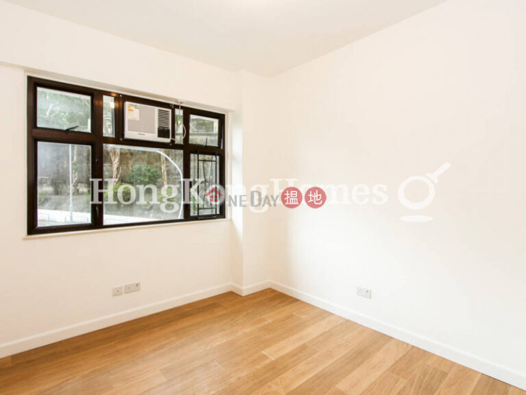 3 Bedroom Family Unit at Block 32-39 Baguio Villa | For Sale