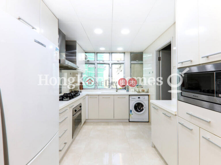 3 Bedroom Family Unit for Rent at 18-22 Crown Terrace