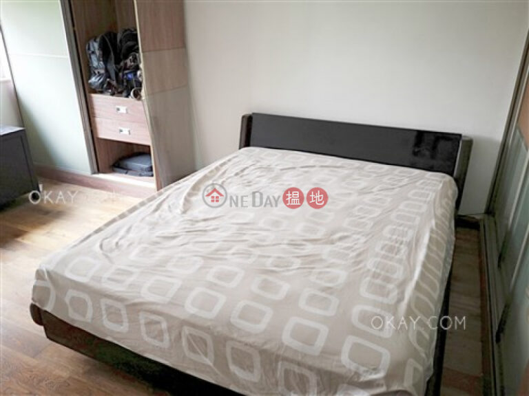 Efficient 4 bedroom with balcony & parking | Rental