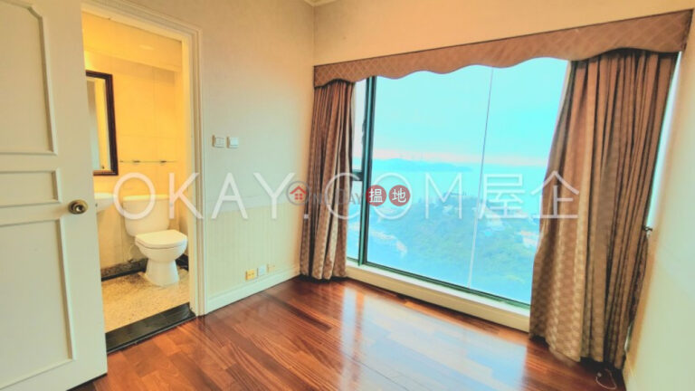 Charming 4 bedroom with parking | Rental