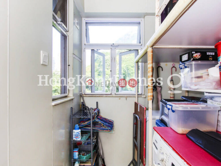 3 Bedroom Family Unit at Block 19-24 Baguio Villa | For Sale