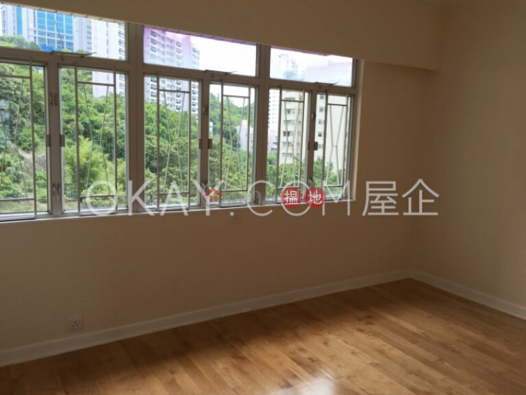 Efficient 4 bedroom with balcony & parking | For Sale