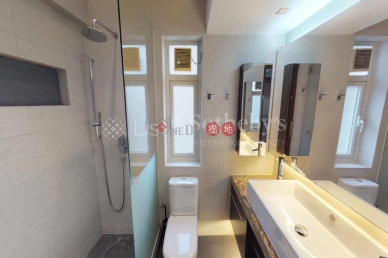 Property for Rent at Block 28-31 Baguio Villa with 4 Bedrooms