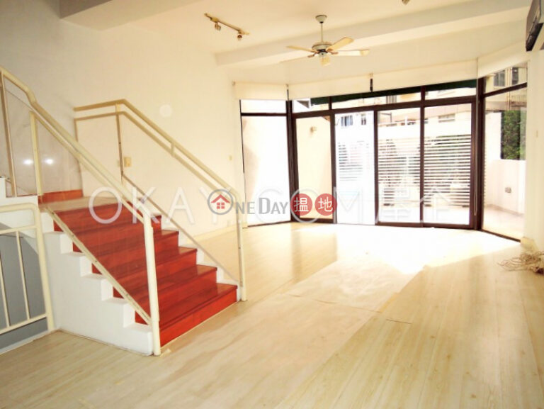 Stylish house with rooftop, terrace & balcony | Rental