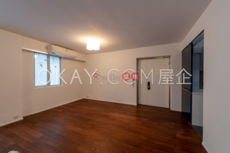 Beautiful 3 bedroom with sea views, balcony | For Sale