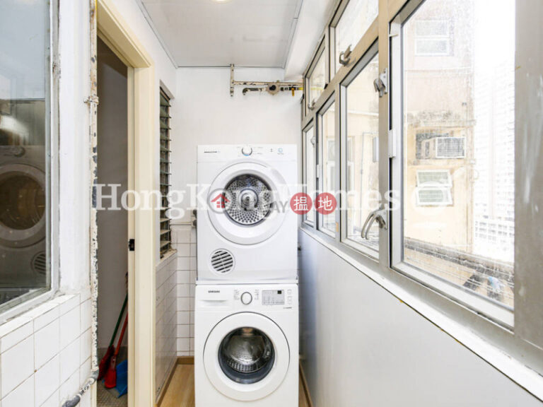 2 Bedroom Unit for Rent at Block 25-27 Baguio Villa