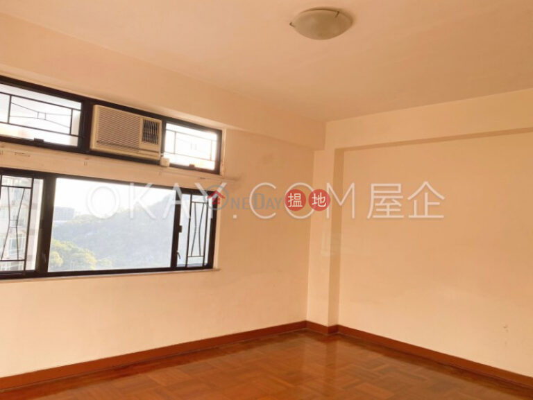 Efficient 3 bed on high floor with balcony & parking | For Sale