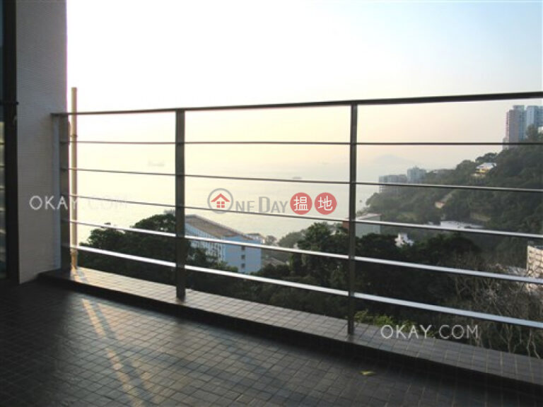 Efficient 2 bedroom with sea views, balcony | For Sale